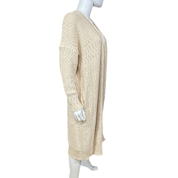 Blushing Heart Beige Long Sleeve Cardigan
New - Picture 5 of 8